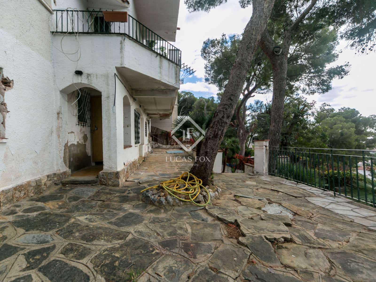 Villa til salgs i Castelldefels med svømmebasseng - € 990 000 (Ref: 9460594)