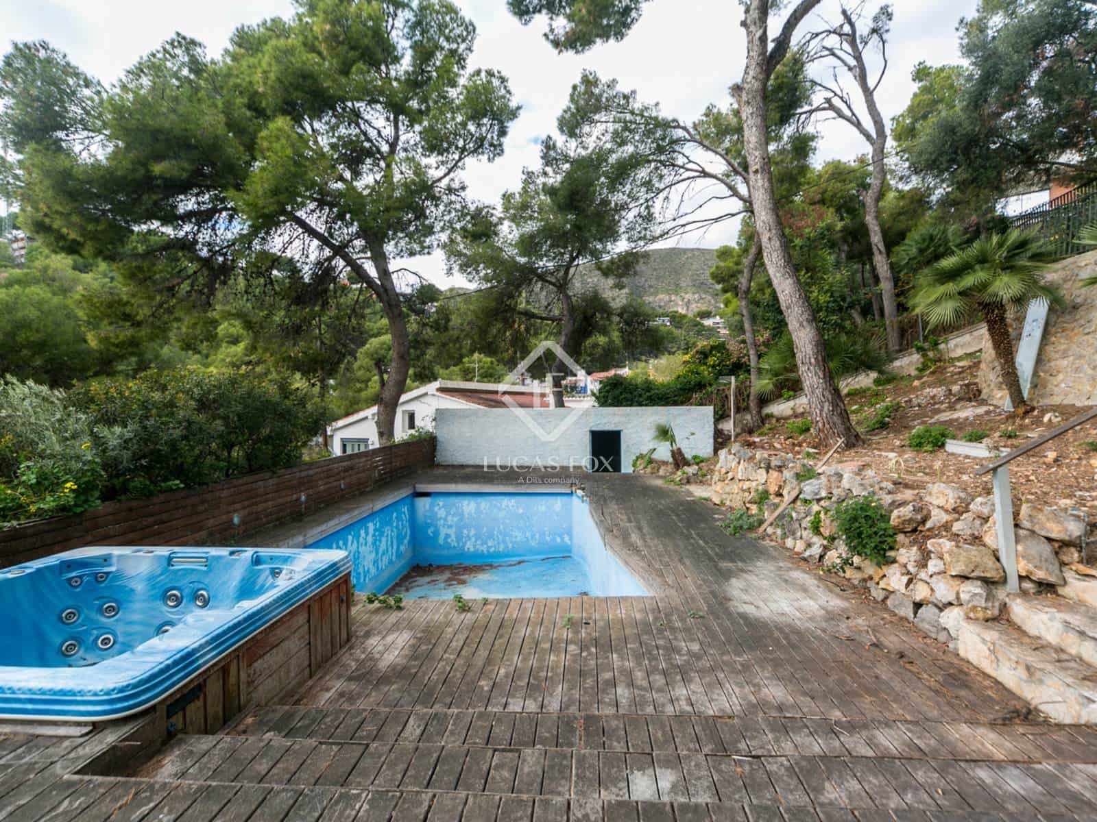 Villa til salgs i Castelldefels med svømmebasseng - € 990 000 (Ref: 9460594)