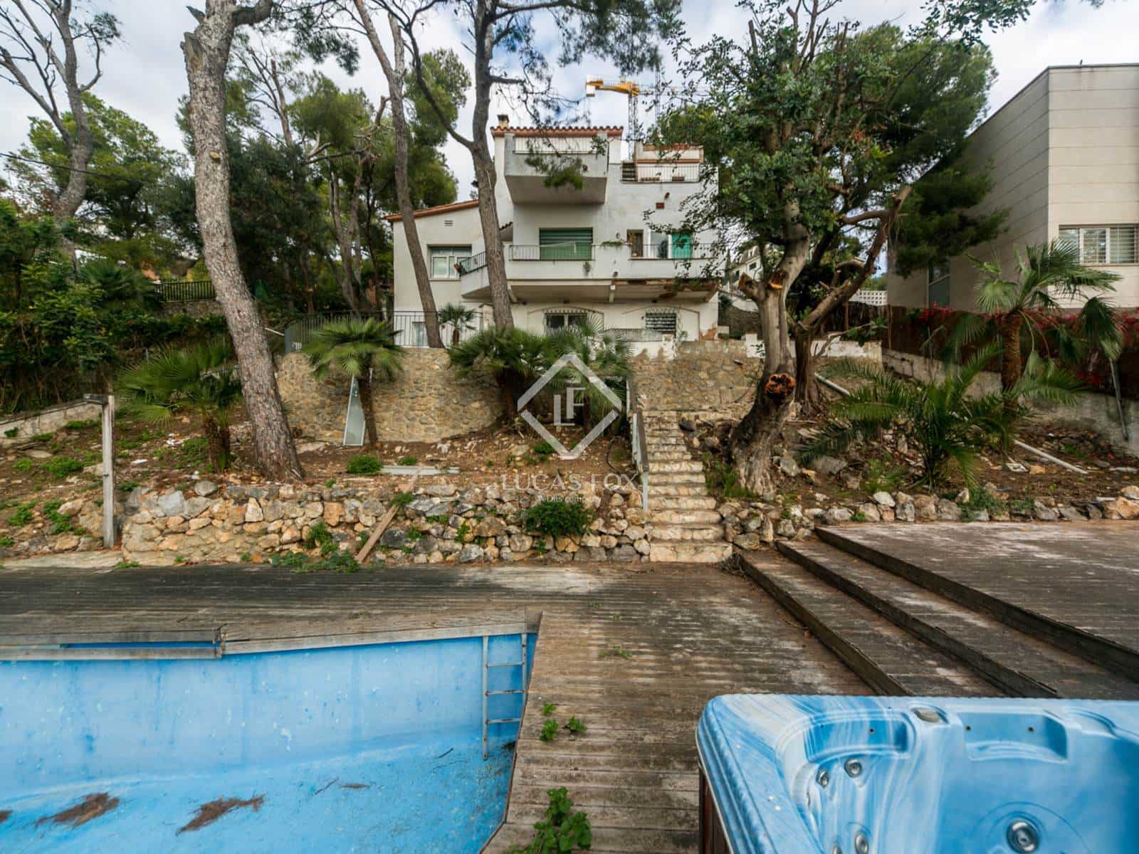 Villa til salgs i Castelldefels med svømmebasseng - € 990 000 (Ref: 9460594)