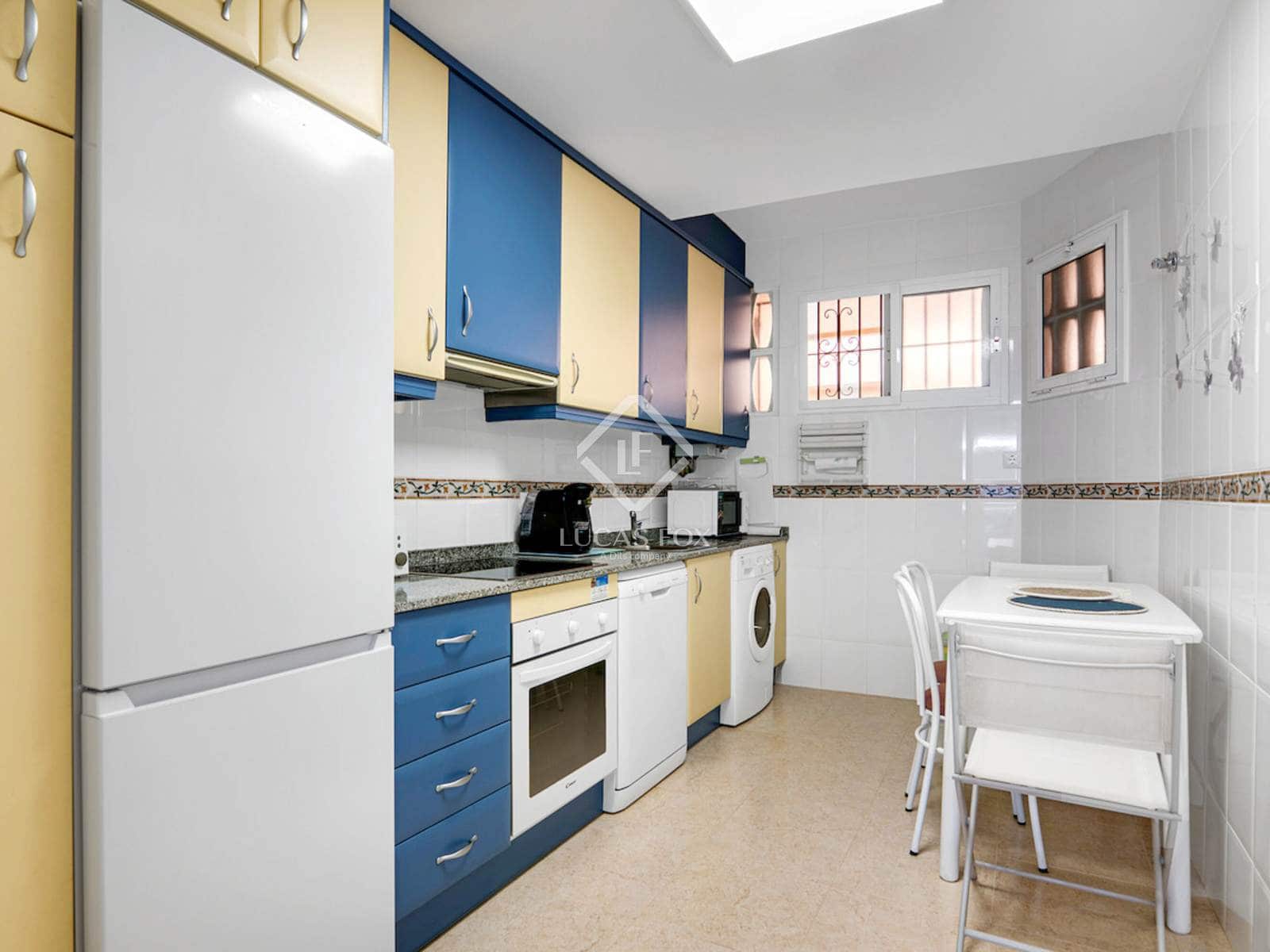 2 bedroom Apartment for sale in Calpe / Calp - € 285,000 (Ref: 9464966)