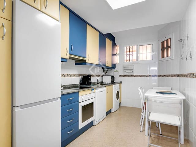 2 bedroom Apartment for sale in Calpe / Calp - € 285,000 (Ref: 9464966)