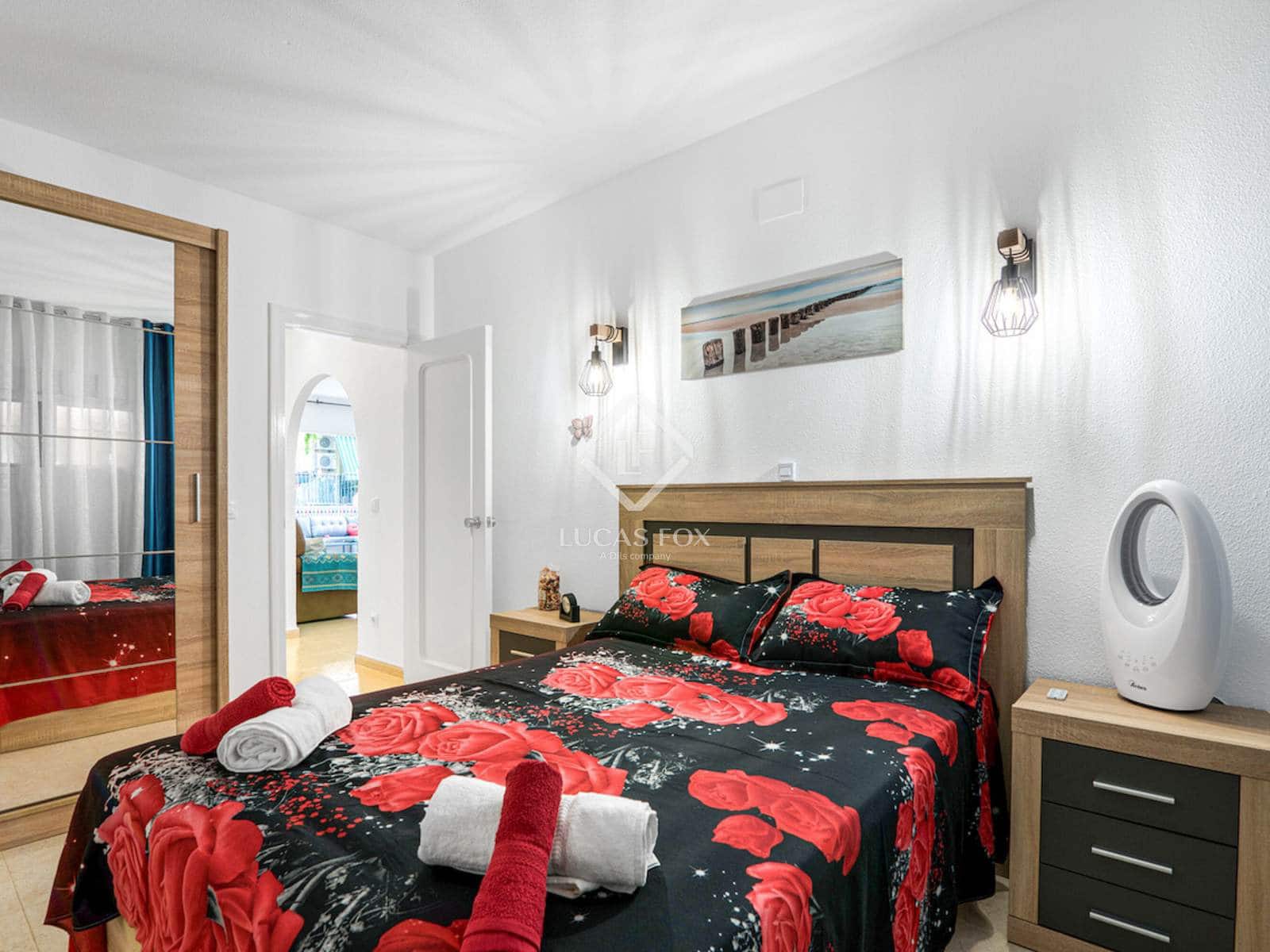 2 bedroom Apartment for sale in Calpe / Calp - € 285,000 (Ref: 9464966)