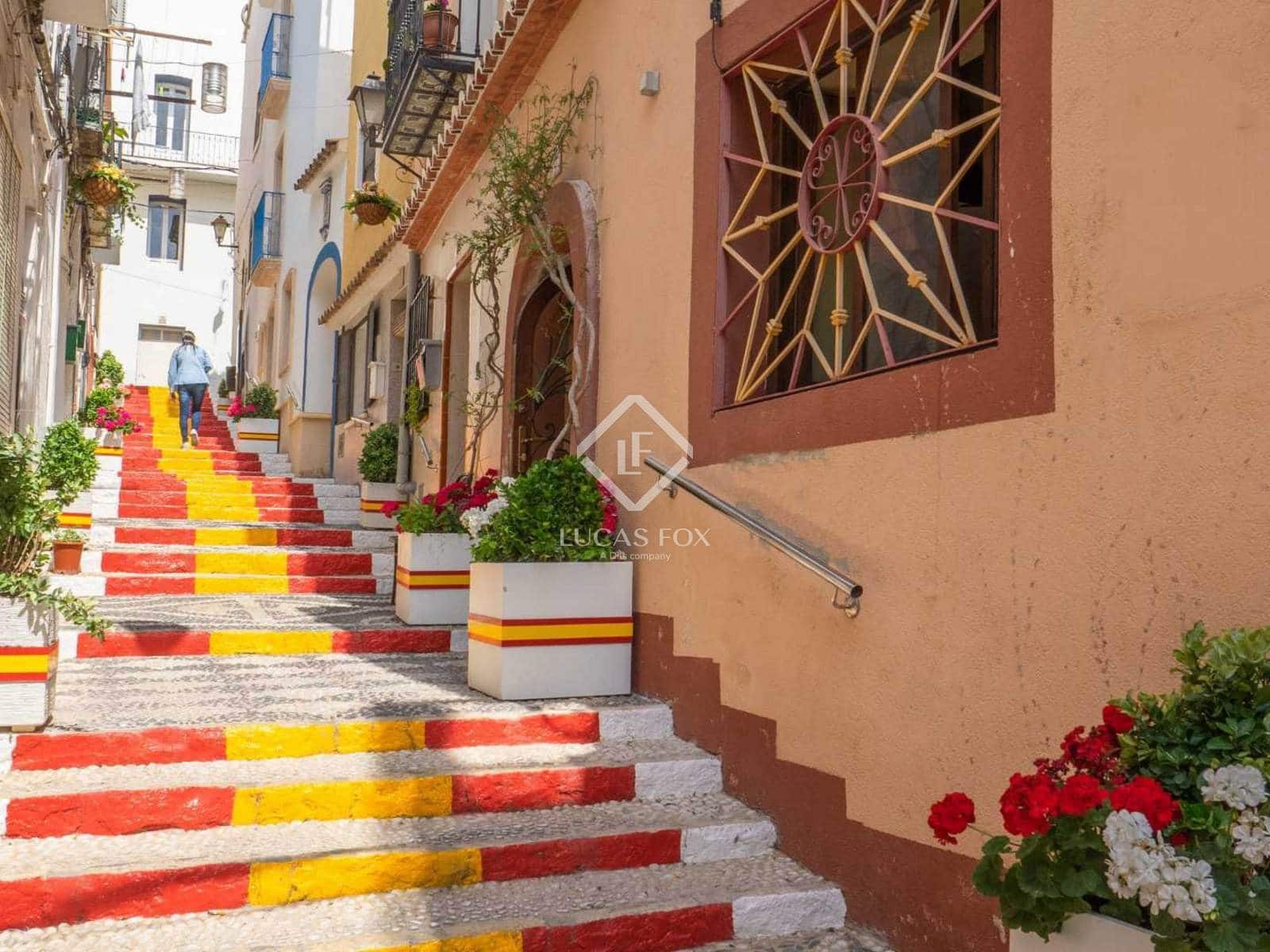 2 bedroom Apartment for sale in Calpe / Calp - € 285,000 (Ref: 9464966)