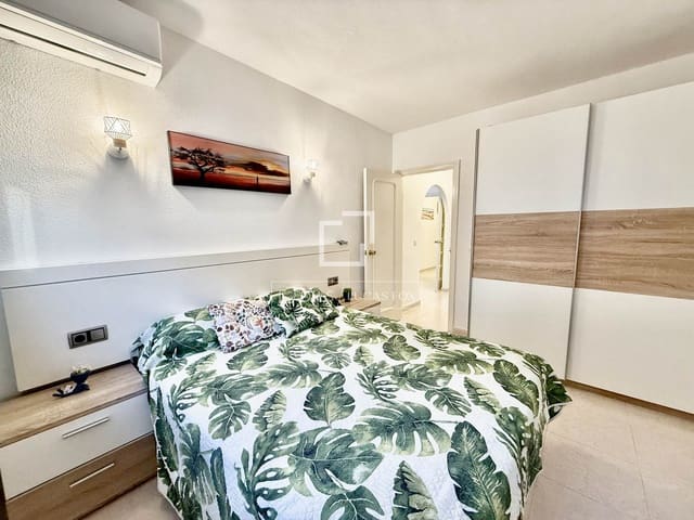 Apartamento de 2 habitaciones en Calpe / Calp en venta - 285.000 € (Ref: 9464966)