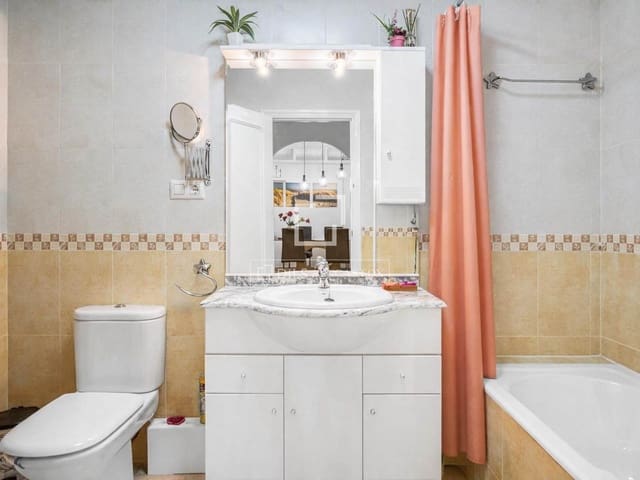 2 bedroom Apartment for sale in Calpe / Calp - € 285,000 (Ref: 9464966)