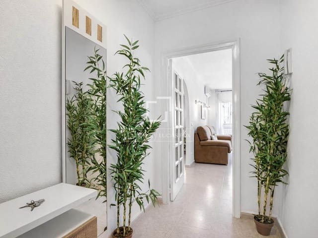 2 bedroom Apartment for sale in Calpe / Calp - € 285,000 (Ref: 9464966)