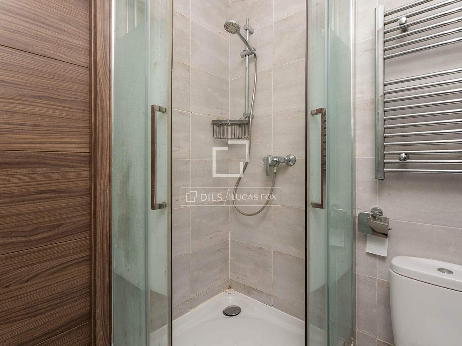 4 sypialnia Apartament na sprzedaż w Miasto Barcelona - 671 000 € (Ref: 9465902)