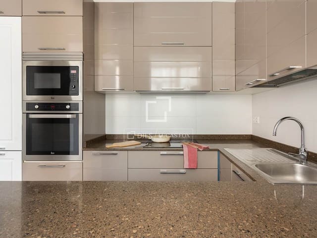 4 sypialnia Apartament na sprzedaż w Ciutat Vella, Miasto Barcelona - 671 000 € (Ref: 9465902)