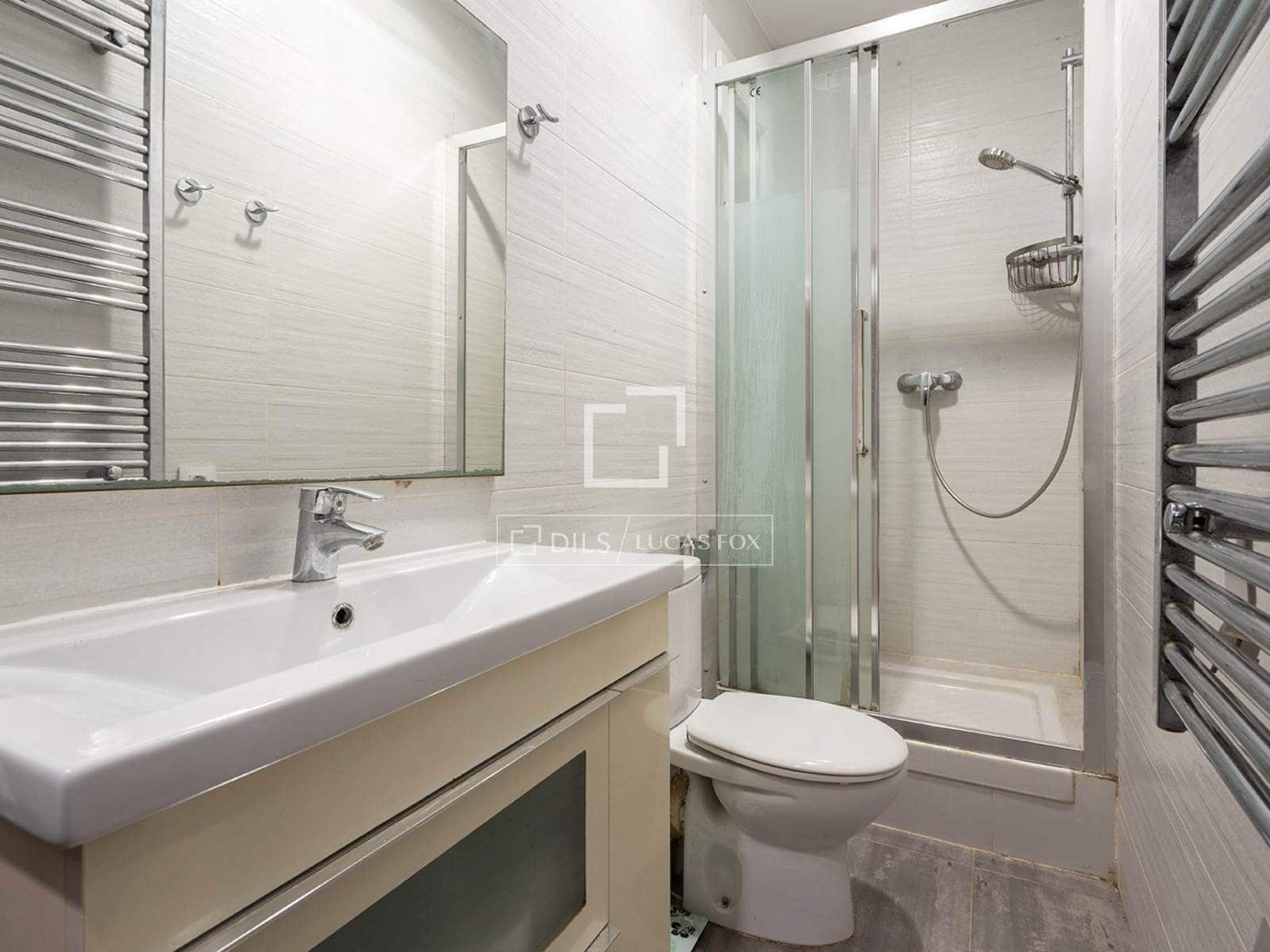 4 sypialnia Apartament na sprzedaż w Miasto Barcelona - 671 000 € (Ref: 9465902)