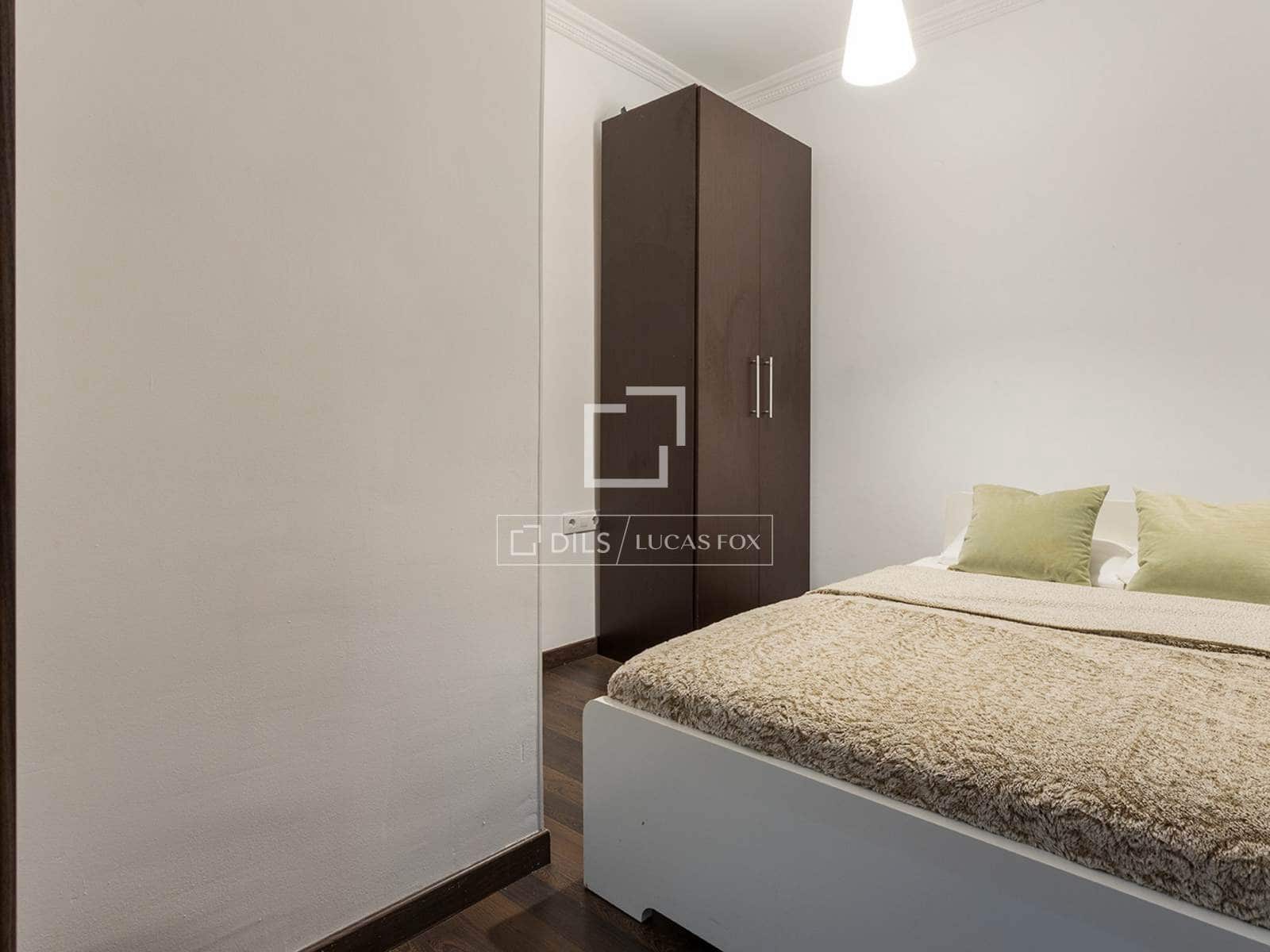 4 sypialnia Apartament na sprzedaż w Miasto Barcelona - 671 000 € (Ref: 9465902)