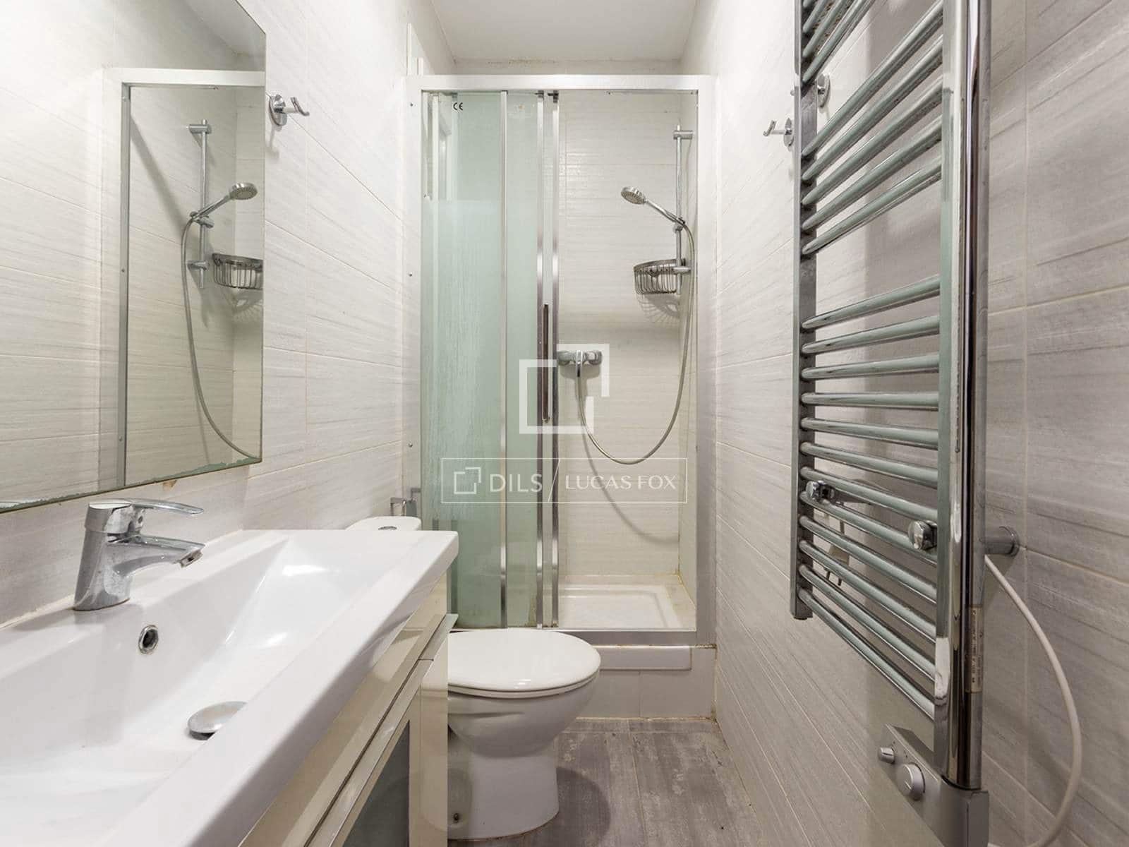 4 sypialnia Apartament na sprzedaż w Miasto Barcelona - 671 000 € (Ref: 9465902)