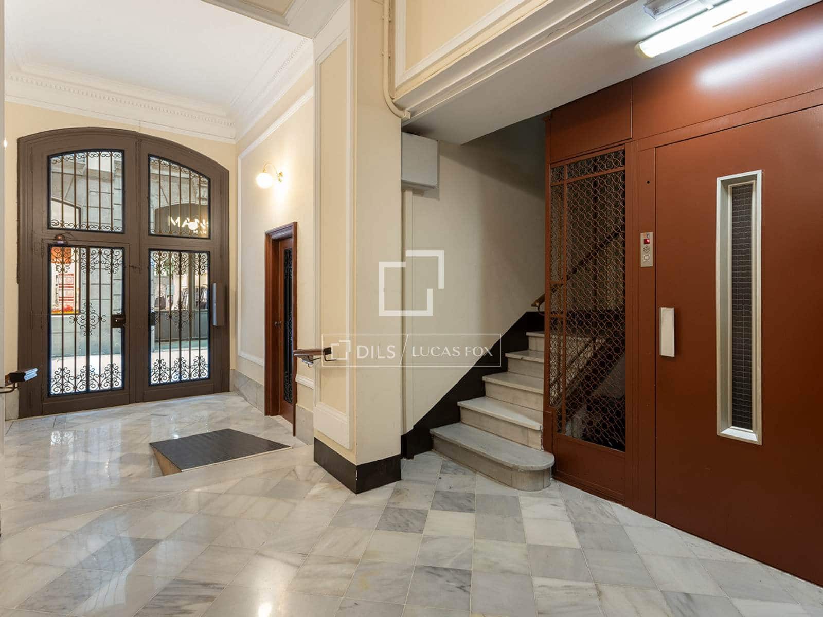 4 sypialnia Apartament na sprzedaż w Miasto Barcelona - 671 000 € (Ref: 9465902)