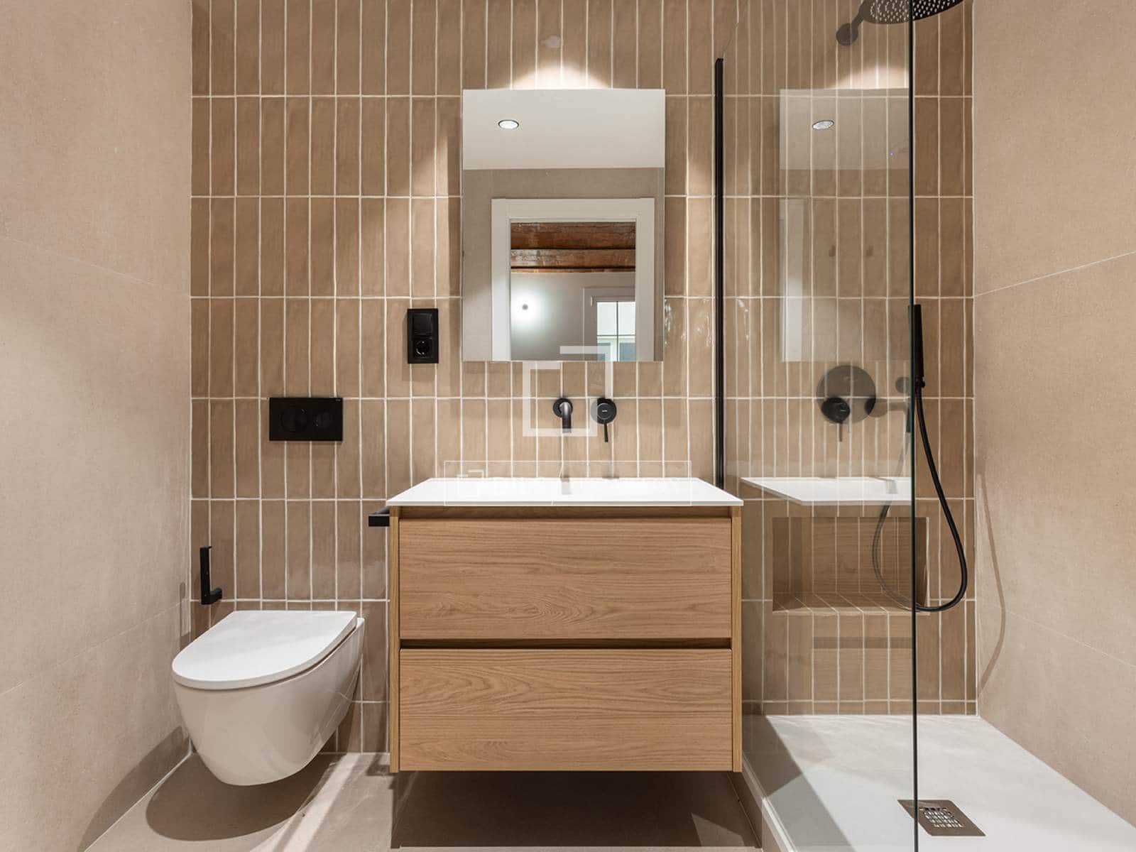 2 Zimmer Apartment zu verkaufen in Barcelona Stadt - 695.000 € (Ref: 9465903)