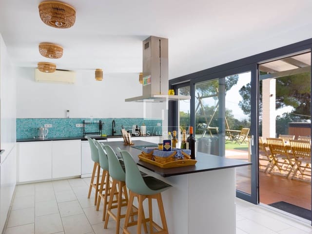 7 sovrum Villa till salu i Arenys de Munt med pool - 1 850 000 € (Ref: 9465904)