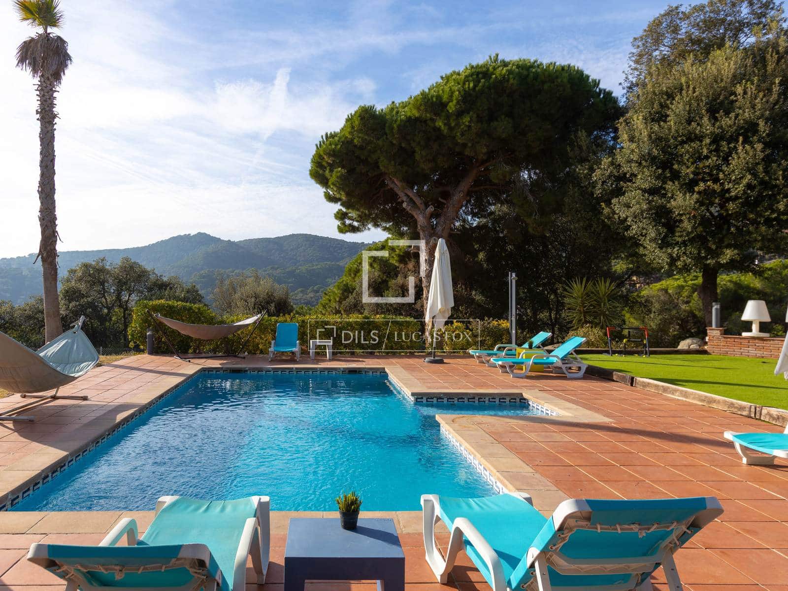 7 sovrum Villa till salu i Arenys de Munt med pool - 1 850 000 € (Ref: 9465904)