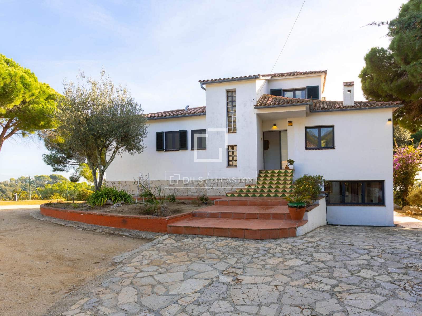 7 sovrum Villa till salu i Arenys de Munt med pool - 1 850 000 € (Ref: 9465904)