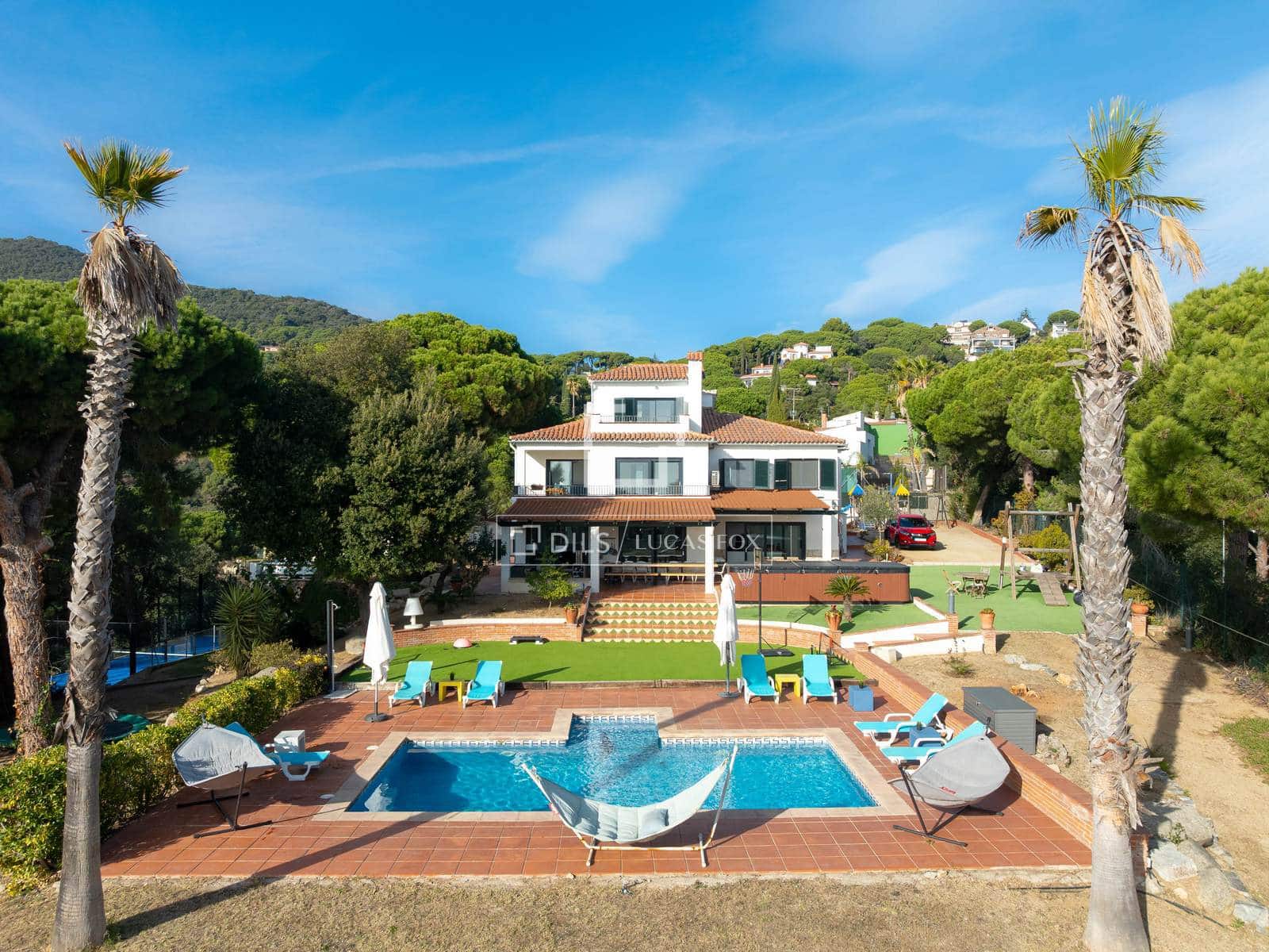 7 sovrum Villa till salu i Arenys de Munt med pool - 1 850 000 € (Ref: 9465904)