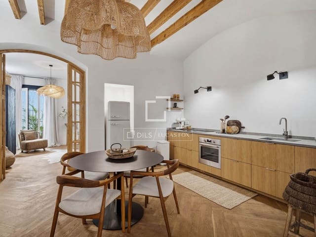 2 bedroom Apartment for sale in Palma de Mallorca - € 540,000 (Ref: 9465906)