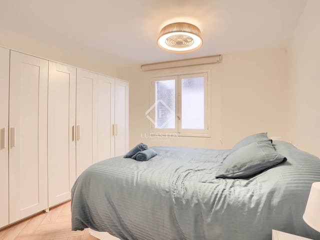 3 slaapkamer Appartement te huur in Palma de Mallorca met garage - € 3.500 (Ref: 9465907)