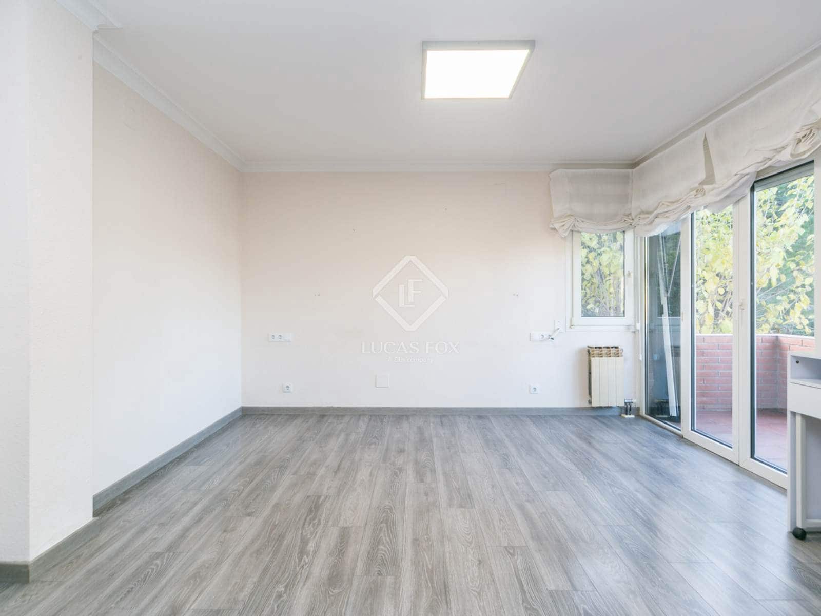 6 quarto Moradia para arrendar em Gava com piscina garagem - 5 500 € (Ref: 9465908)