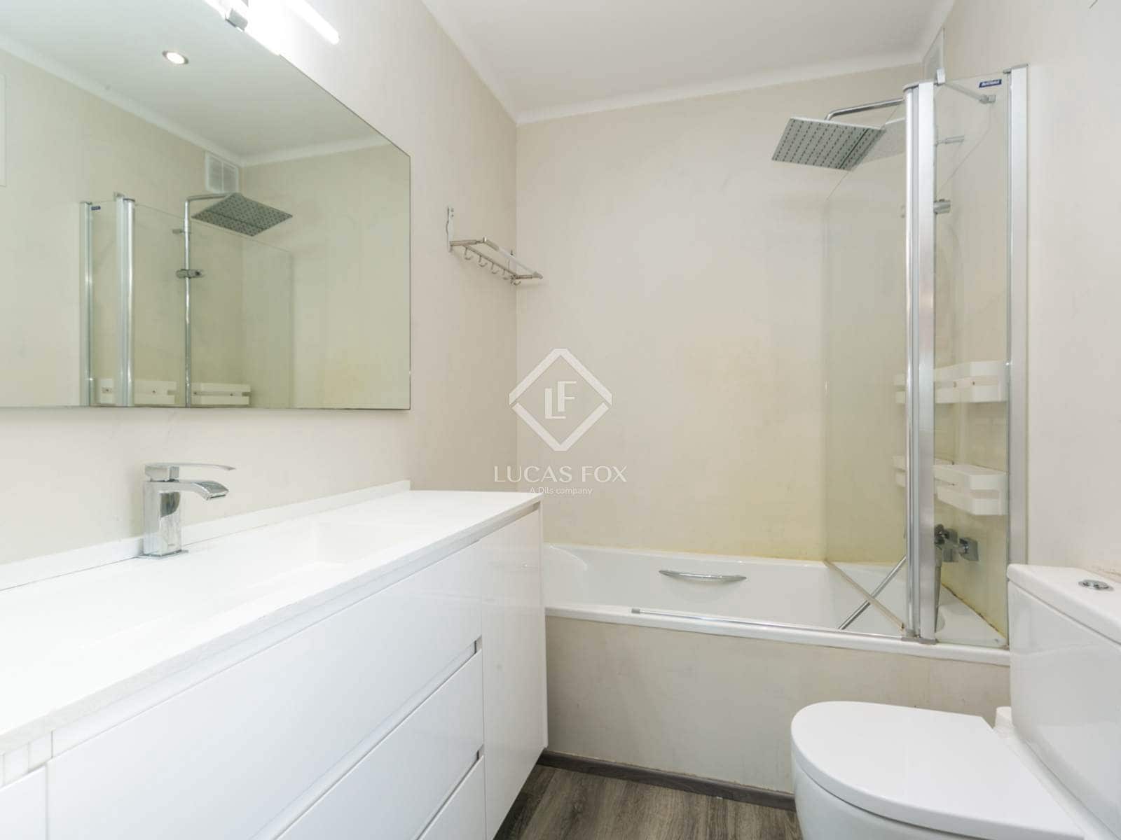 6 quarto Moradia para arrendar em Gava com piscina garagem - 5 500 € (Ref: 9465908)