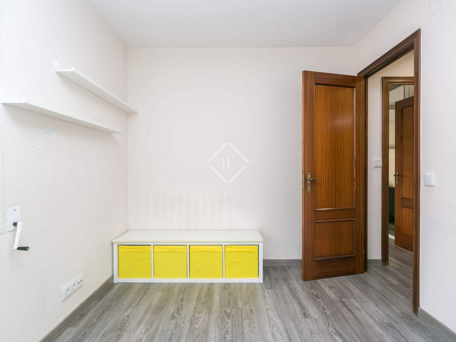 6 quarto Moradia para arrendar em Gava com piscina garagem - 5 500 € (Ref: 9465908)