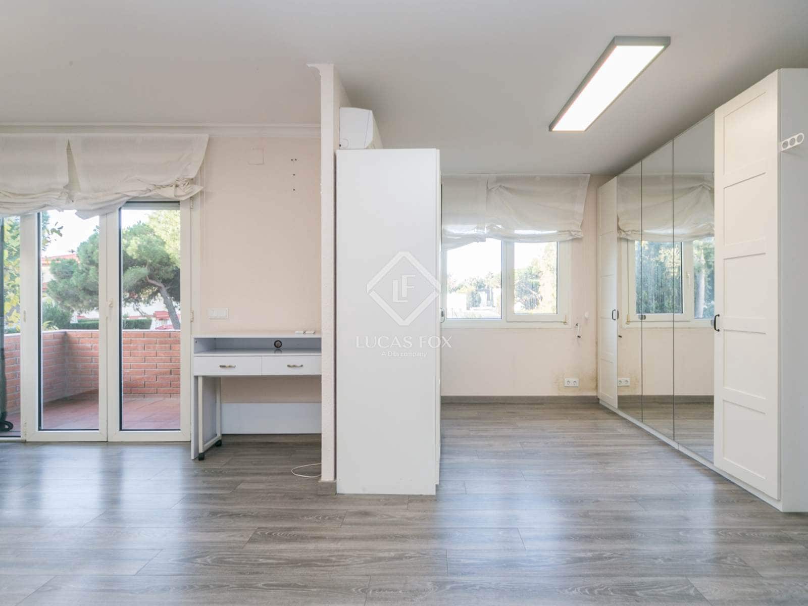 6 quarto Moradia para arrendar em Gava com piscina garagem - 5 500 € (Ref: 9465908)