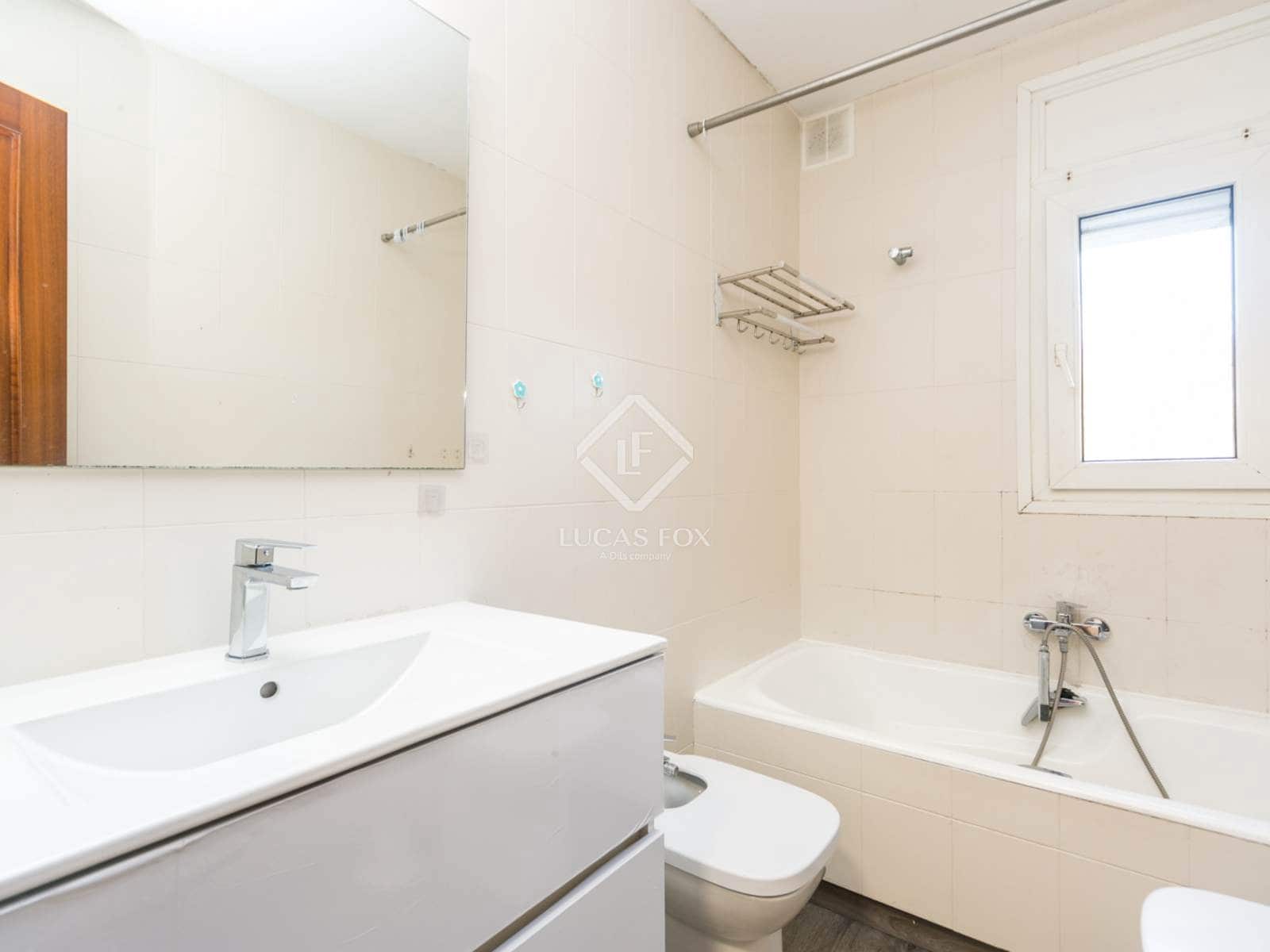 6 quarto Moradia para arrendar em Gava com piscina garagem - 5 500 € (Ref: 9465908)