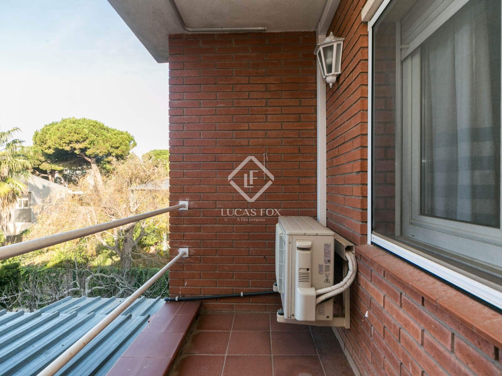 6 quarto Moradia para arrendar em Gava com piscina garagem - 5 500 € (Ref: 9465908)