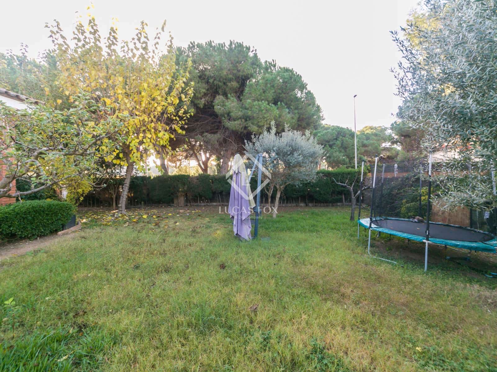 6 quarto Moradia para arrendar em Gava com piscina garagem - 5 500 € (Ref: 9465908)