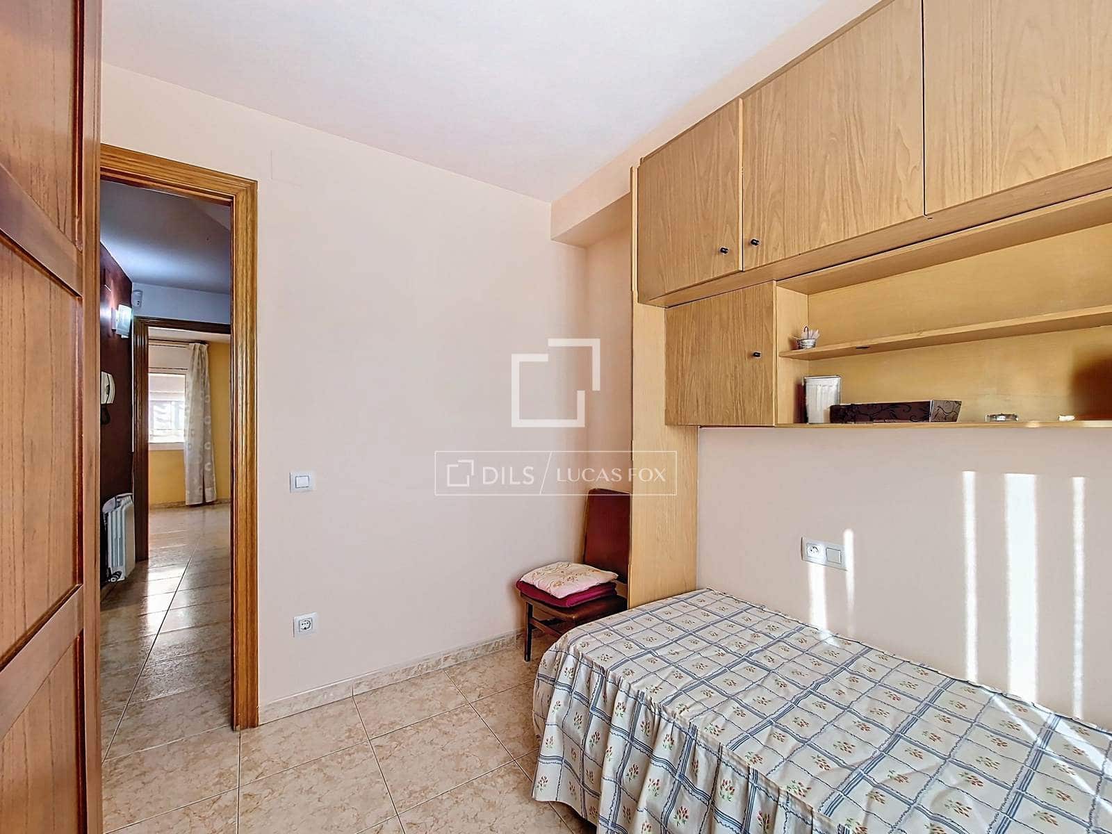 5 Zimmer Villa zu verkaufen in Vilanova i la Geltru mit Garage - 335.000 € (Ref: 9466174)