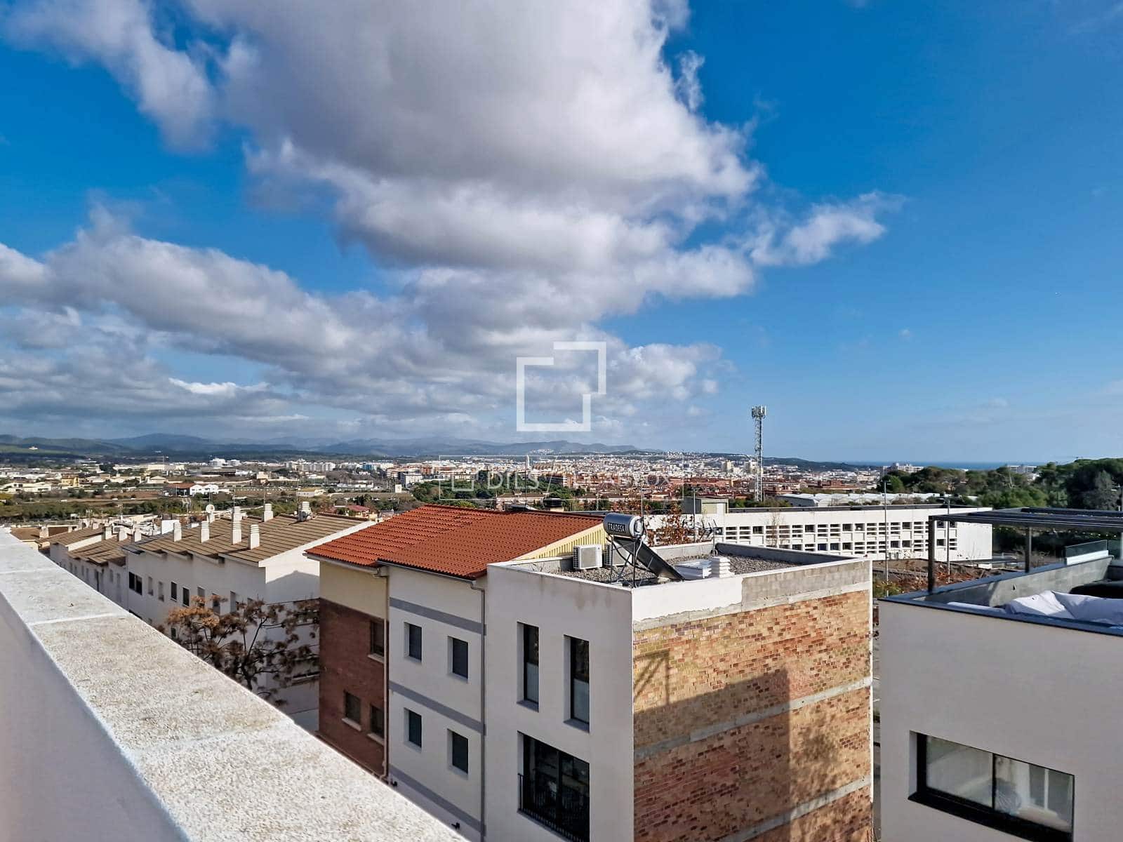 5 Zimmer Villa zu verkaufen in Vilanova i la Geltru mit Garage - 335.000 € (Ref: 9466174)