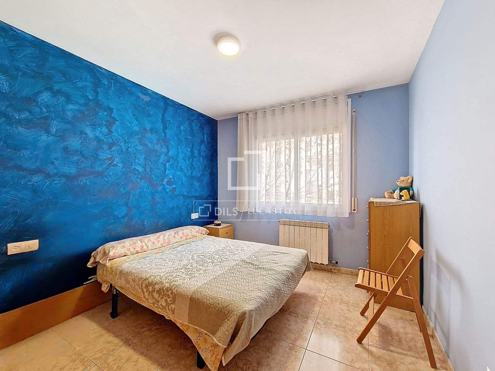 5 Zimmer Villa zu verkaufen in Vilanova i la Geltru mit Garage - 335.000 € (Ref: 9466174)