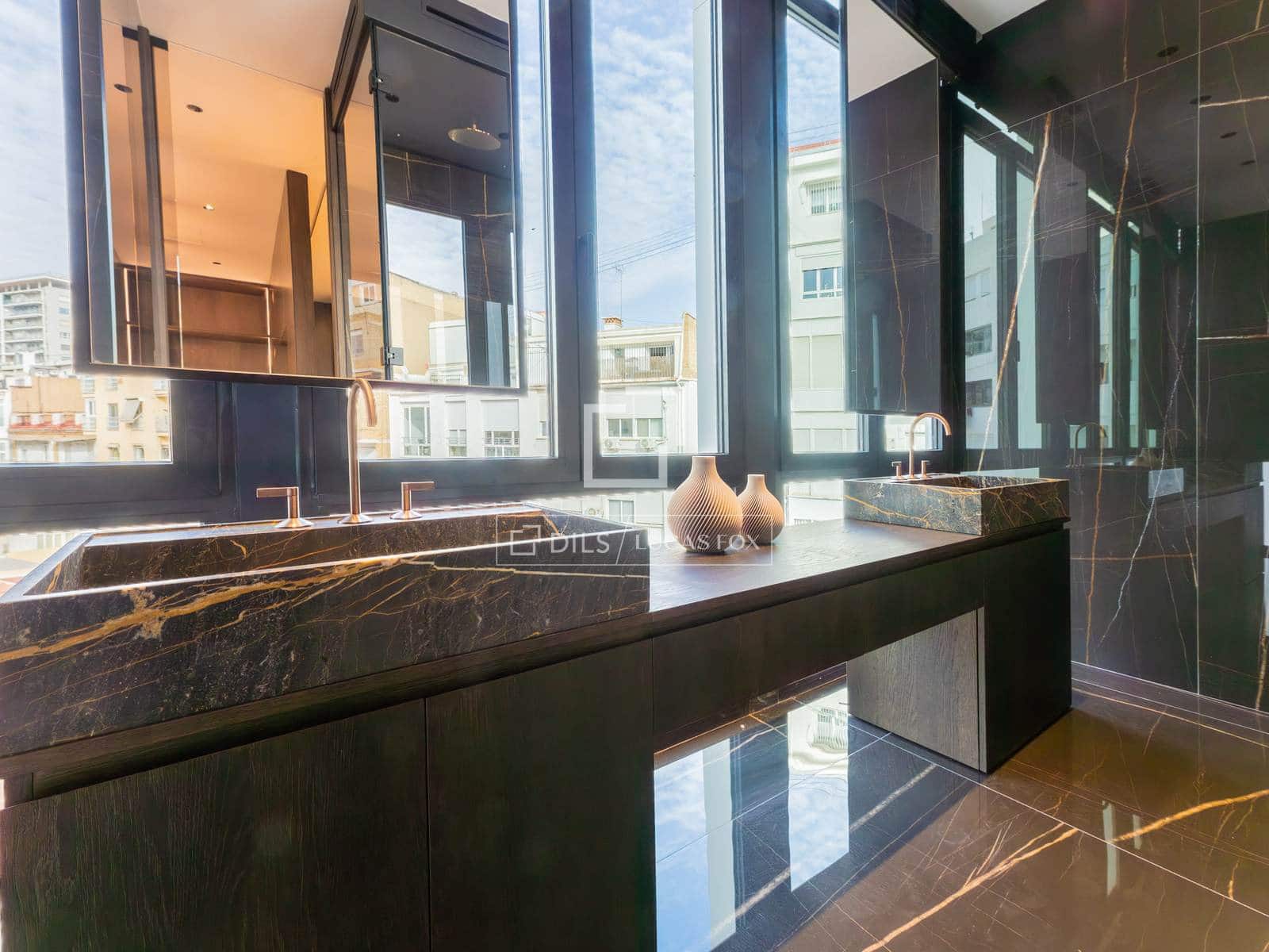 5 chambre Appartement à vendre à Valence ville - 3 900 000 € (Ref: 9466175)