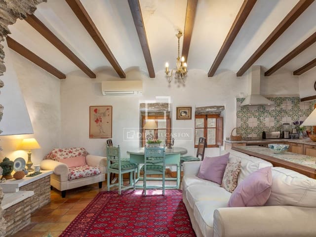 Finca/Casa Rural de 4 habitaciones en El Port de la Selva en venta - 495.000 € (Ref: 9467772)