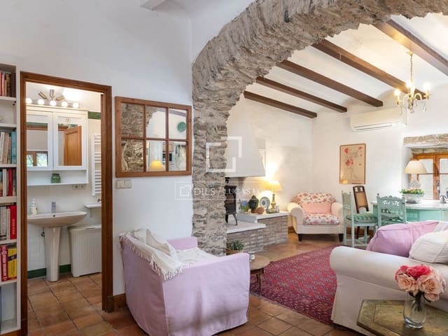 Finca/Casa Rural de 4 habitaciones en El Port de la Selva en venta - 495.000 € (Ref: 9467772)