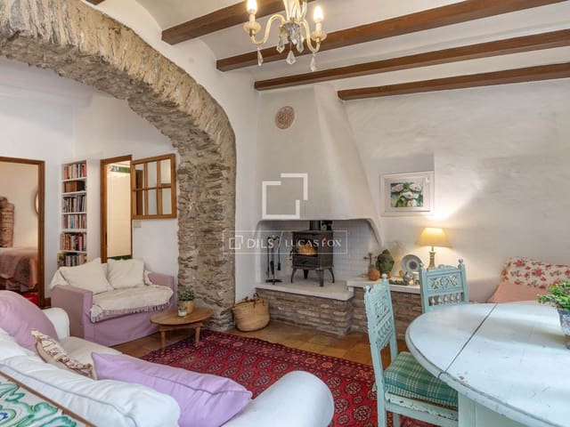 Finca/Casa Rural de 4 habitaciones en El Port de la Selva en venta - 495.000 € (Ref: 9467772)