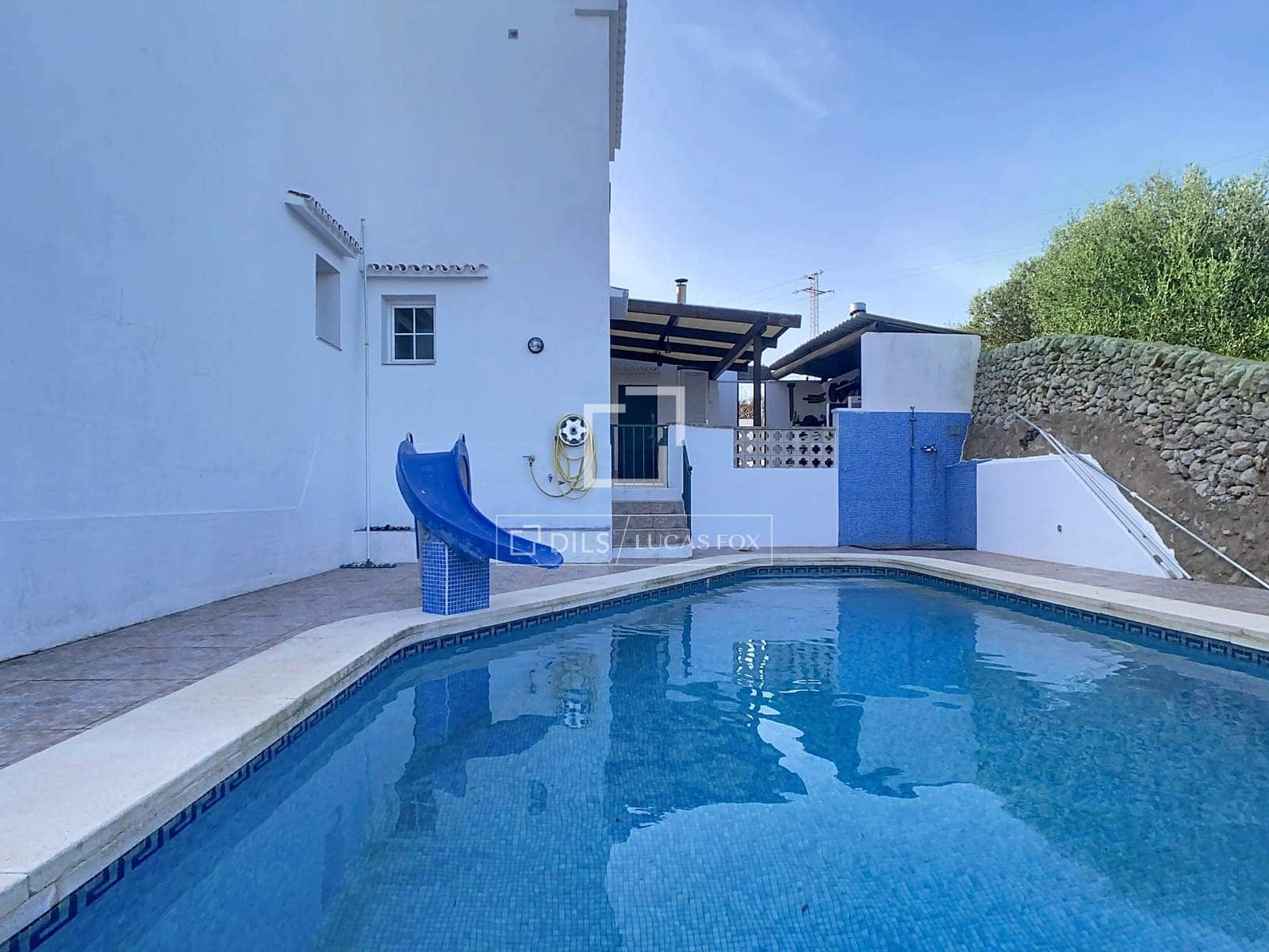 5 chambre Villa/Maison à vendre à Es Castell avec piscine garage - 745 000 € (Ref: 9467848)