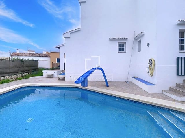 5 sovrum Villa till salu i Es Castell med pool garage - 745 000 € (Ref: 9467848)