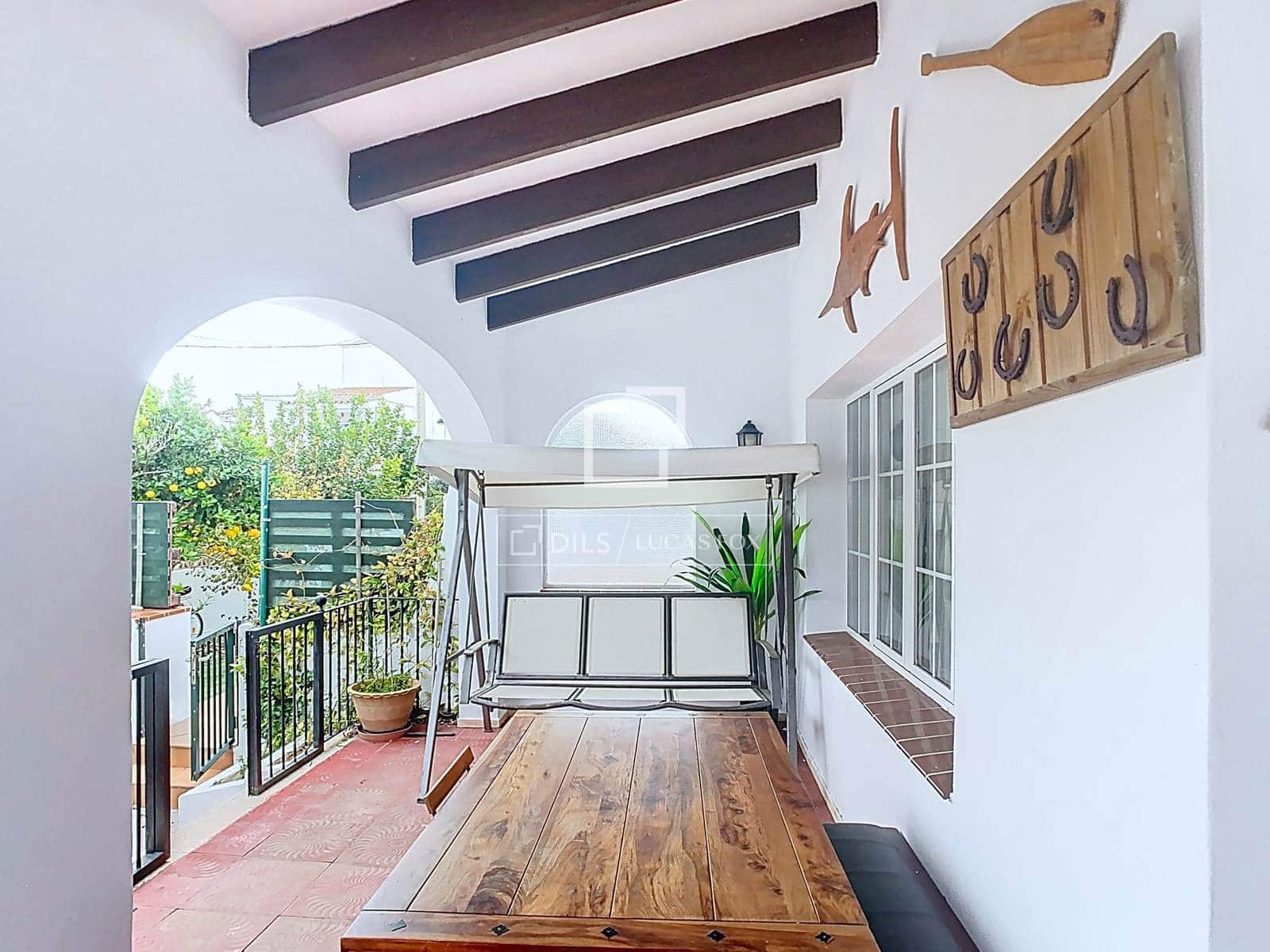 5 chambre Villa/Maison à vendre à Es Castell avec piscine garage - 745 000 € (Ref: 9467848)