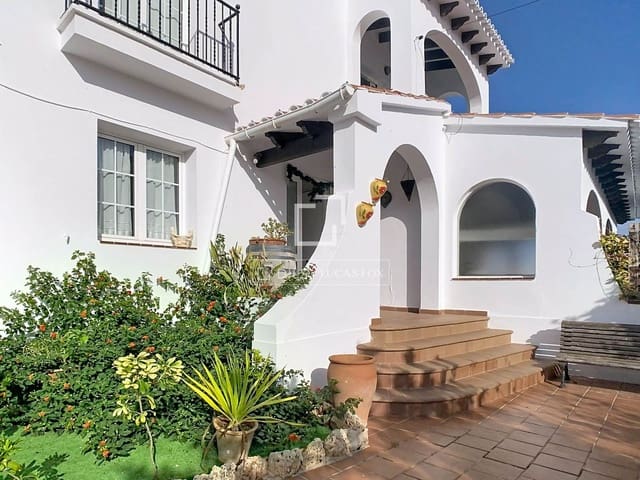 5 sovrum Villa till salu i Es Castell med pool garage - 745 000 € (Ref: 9467848)