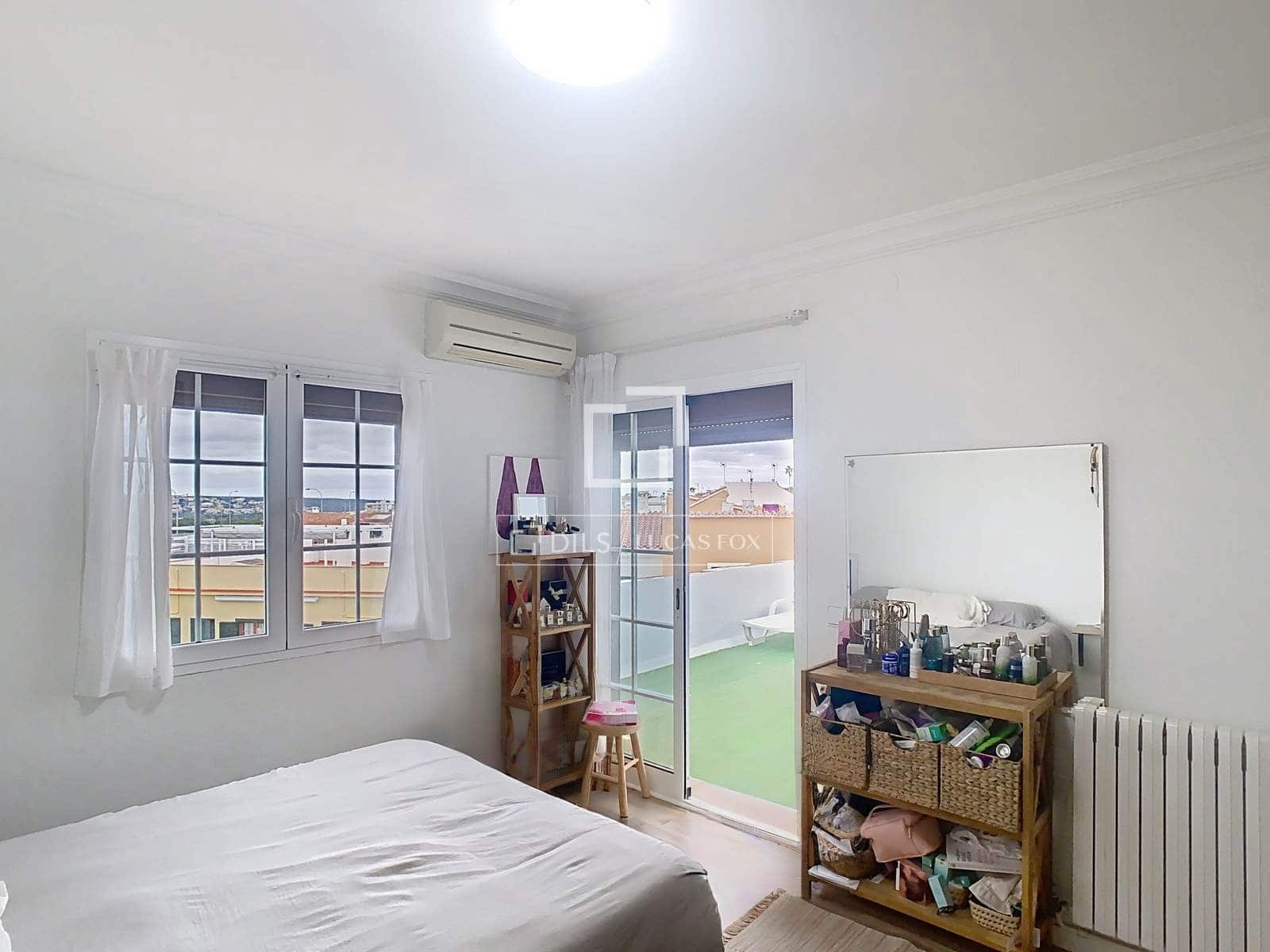 5 chambre Villa/Maison à vendre à Es Castell avec piscine garage - 745 000 € (Ref: 9467848)