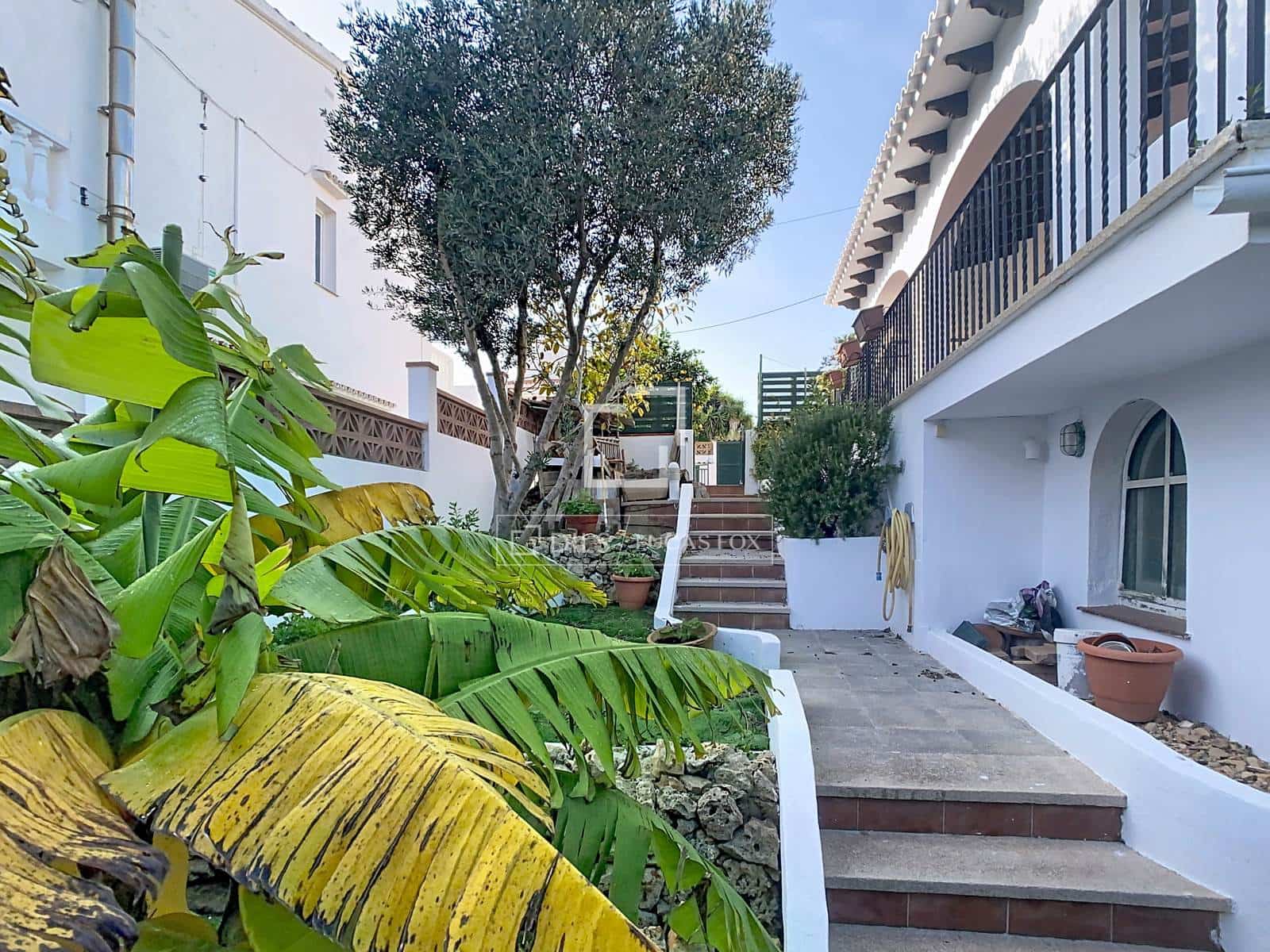 5 chambre Villa/Maison à vendre à Es Castell avec piscine garage - 745 000 € (Ref: 9467848)