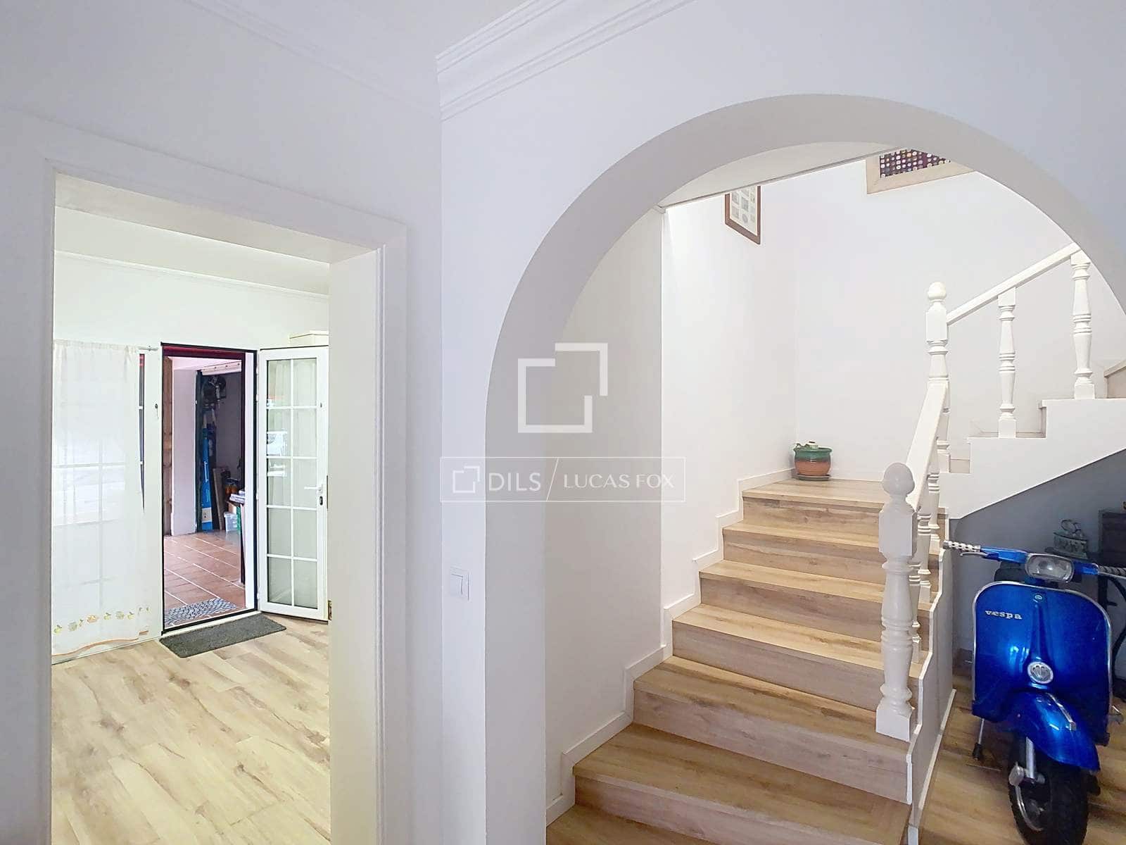 5 chambre Villa/Maison à vendre à Es Castell avec piscine garage - 745 000 € (Ref: 9467848)