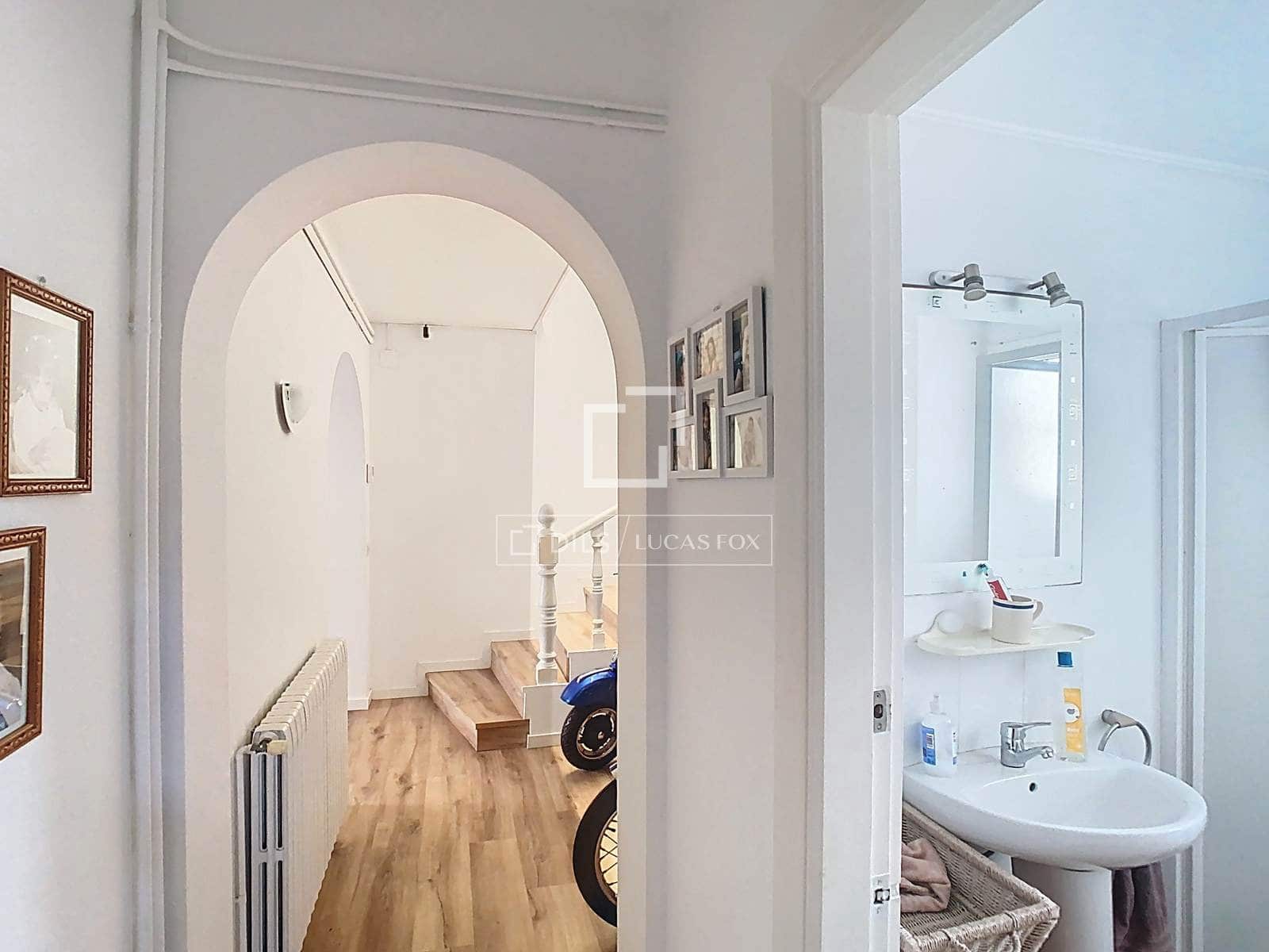 5 chambre Villa/Maison à vendre à Es Castell avec piscine garage - 745 000 € (Ref: 9467848)