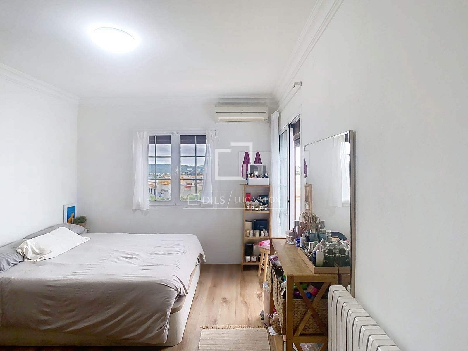 5 chambre Villa/Maison à vendre à Es Castell avec piscine garage - 745 000 € (Ref: 9467848)