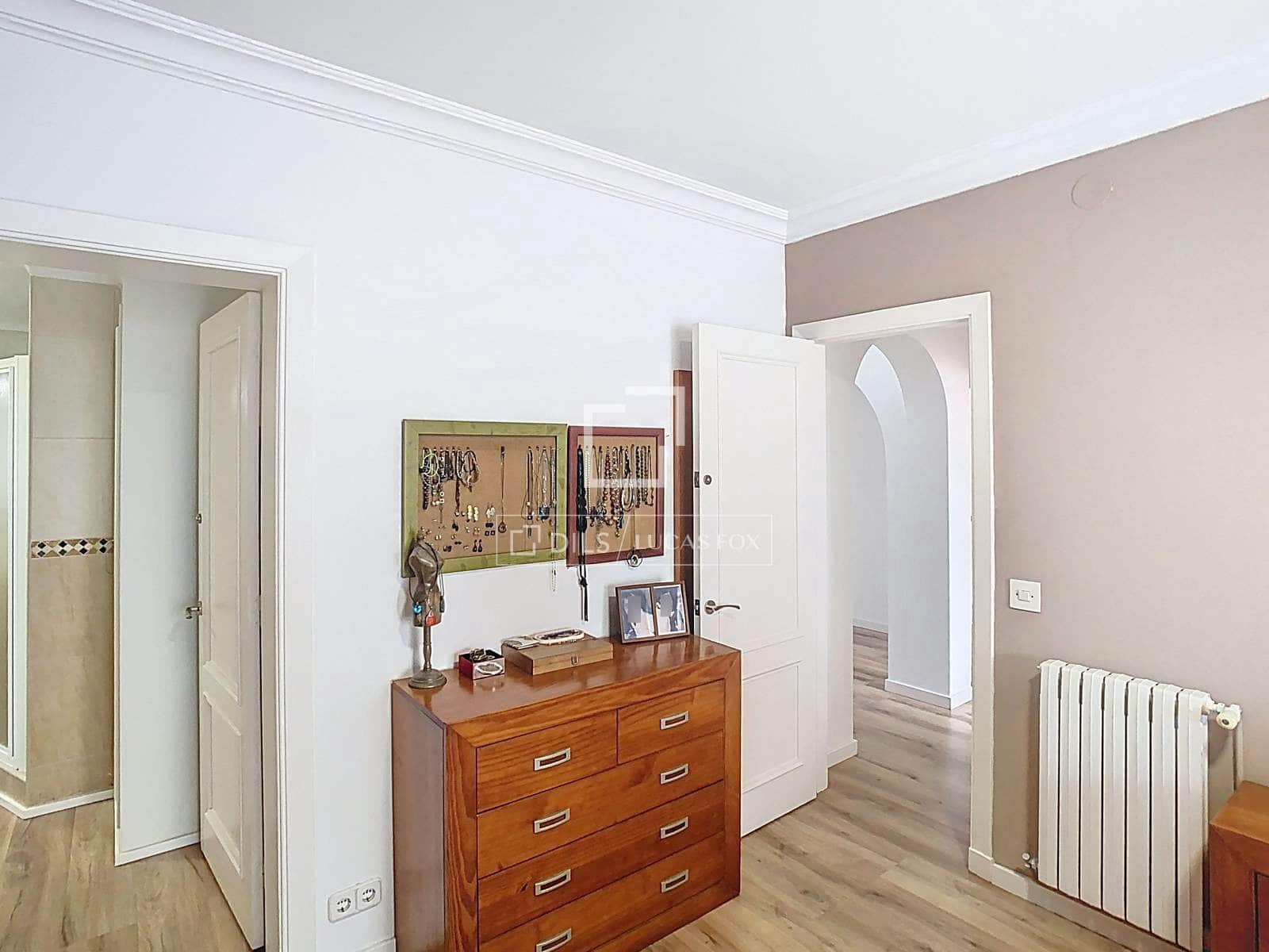 5 chambre Villa/Maison à vendre à Es Castell avec piscine garage - 745 000 € (Ref: 9467848)