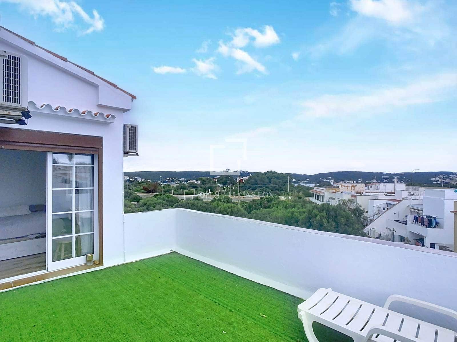 5 chambre Villa/Maison à vendre à Es Castell avec piscine garage - 745 000 € (Ref: 9467848)