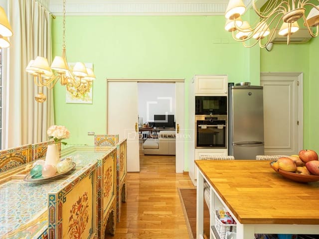 6 slaapkamer Appartement te koop in Barcelona stad - € 1.500.000 (Ref: 9468810)