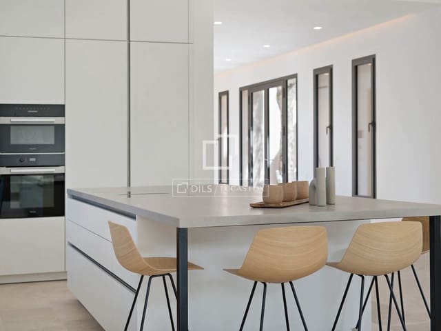 4 makuuhuone Maalaistalo myytävänä paikassa Canyamel, Capdepera mukana uima-altaan 
autotalli - 3 900 000 € (Ref: 9468811)